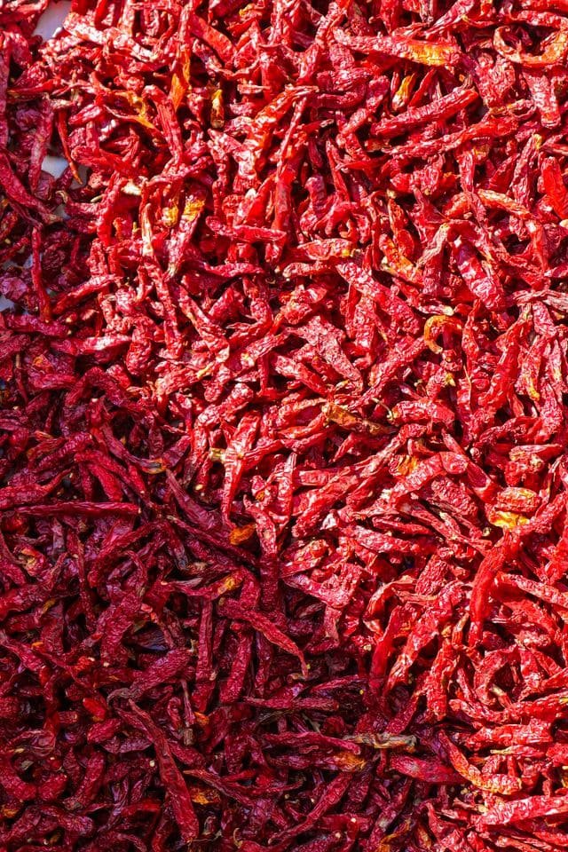 Guntur Red & Green Chilli